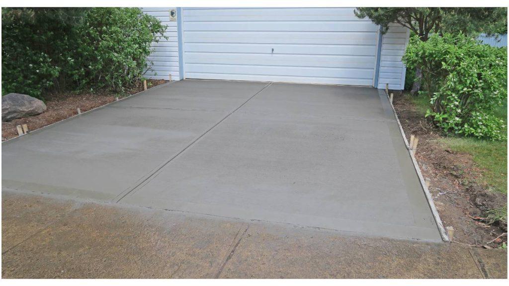 Concrete driveway services in London Ontario
